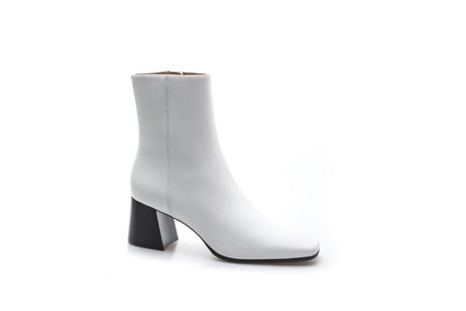 豪麟名鞋奥莱进口迪嘉女鞋短靴牛皮革V001N白色  原价3660元 商品图0