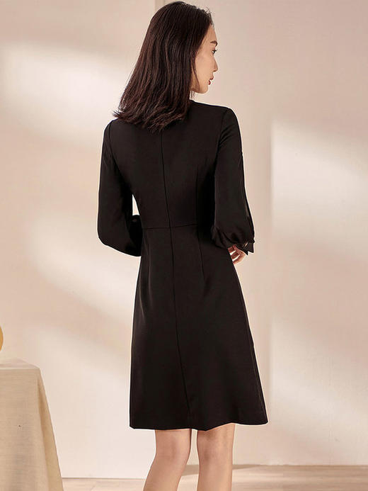 剩M/L 】新款小心机性感提花人丝吊带裙开叉中长连衣裙0824 商品图3