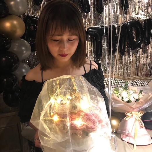 #吃了会变美#重磅鲜花奶油蛋糕，白纱，皇冠，玫瑰 象征了所有的浪漫 商品图3