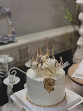 #白色  简约蛋糕ins风