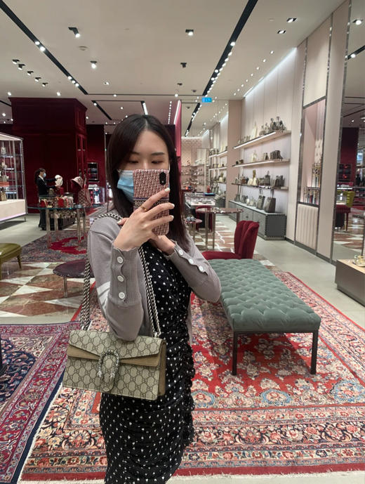 Gucci酒神包25厘米，绝美钻扣，尺寸不大不小刚刚好，实用又好看，可以放各种大手机，ding级原单 商品图2