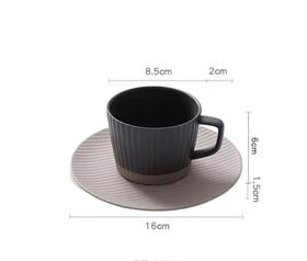 极简灰色咖啡杯