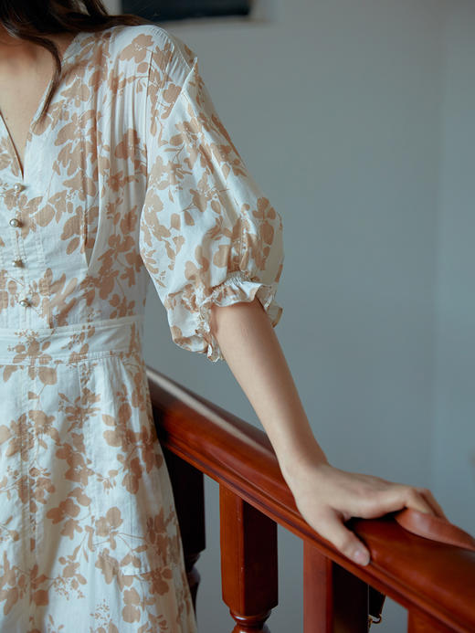 HeyDress法式碎花连衣裙女夏V领新款长裙高腰收腰茶歇裙温柔复古气质裙子 商品图4