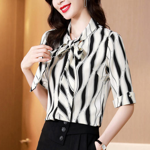 MZ  105240时尚减龄条纹雪纺衬衫 商品图2