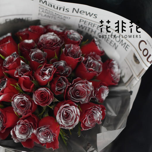 《Dear》银边新娘玫瑰花束 商品图1