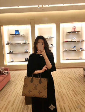 LV on the go购物袋，ding级原单，对花对版，轻松乱真无压力，特价🉐️，推荐小号