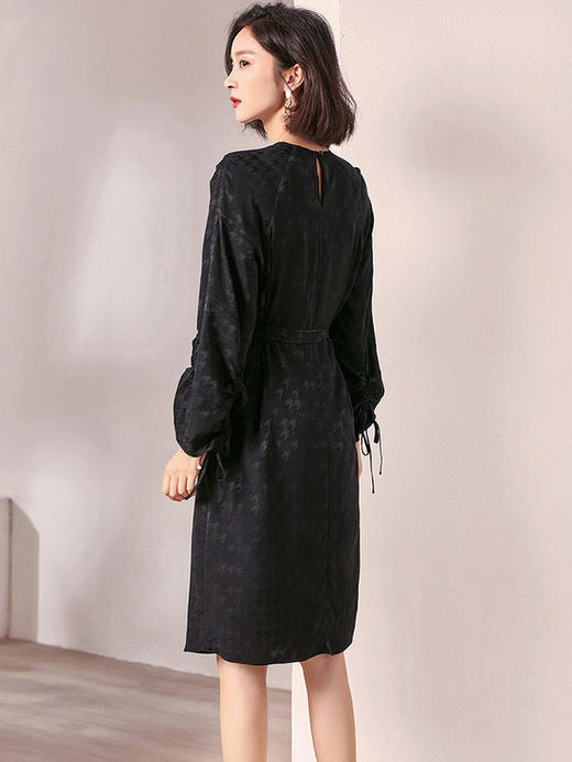 剩M/L/XL/XXL 米思阳2025秋装新款时尚复古千鸟格提花系带收腰醋酸连衣裙0197 商品图3