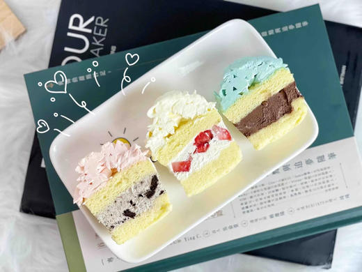 草莓花环蛋糕，冬日里的小确幸，莓有烦恼，草莓🍓组合杯子蛋糕 商品图2