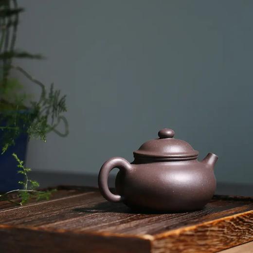 紫砂壶-容天壶 | 黄龙山4号井底槽青，200CC，高工应书良作品 商品图3