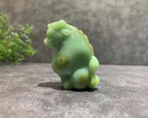 【御珠宫坊·传藏系列】碧玉牛手把件 商品图1