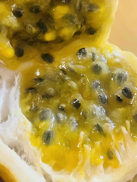 新品种百香果，超软籽！鲜甜可口，芳香四溢，Vc爆棚，美白抗流感利器。 商品图3