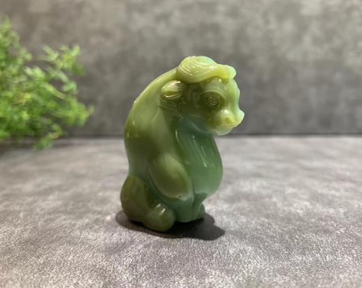 【御珠宫坊·传藏系列】碧玉牛手把件 商品图6