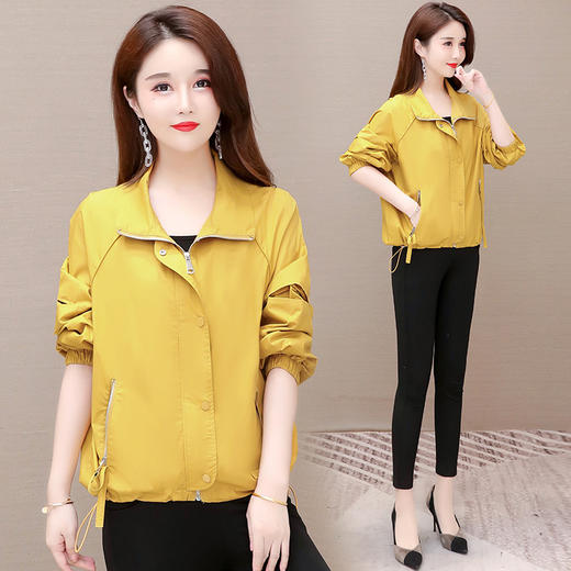 YWE  BON8802时尚气质优雅大码外套 商品图0