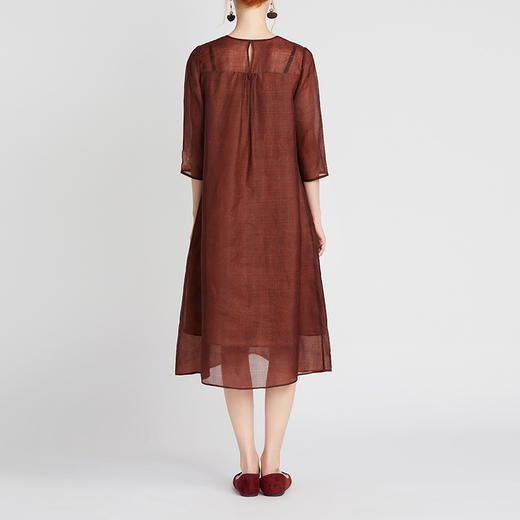 TANGY Collection/天意精品2021年春夏新品明线刺绣真丝柯莨连衣裙 商品图2