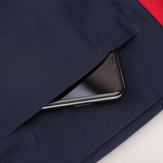 NIKE/耐克21-22赛季巴萨出场夹克CV9914427 商品图3