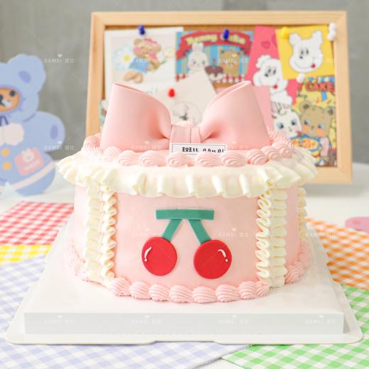 蝴蝶结花边奶油蛋糕 商品图1