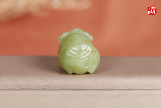 和田黄玉精雕牛【扭转乾坤】 商品图4