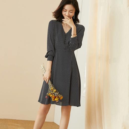 剩S 米思阳2021秋季新款复古波点雪纺裙修身显瘦v领长袖连衣裙2437 商品图2
