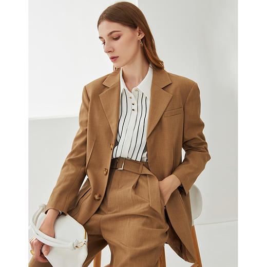 EITIE爱特爱秋季新款时尚帅气中性挺括翻领单排扣西装外套女C2103804 商品图4