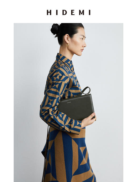 HIDEMI几何设计感印花简约衬衫 商品图10