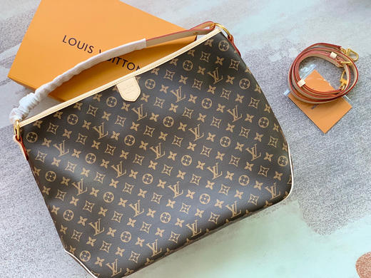 LV爆款中古购物袋，原单，限时特价🉐️ 商品图3