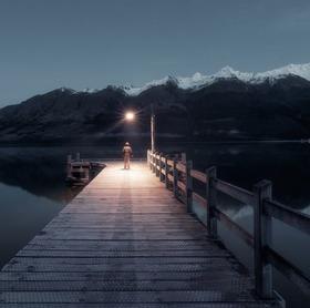 人到中年，别大方，别逞能，别炫耀