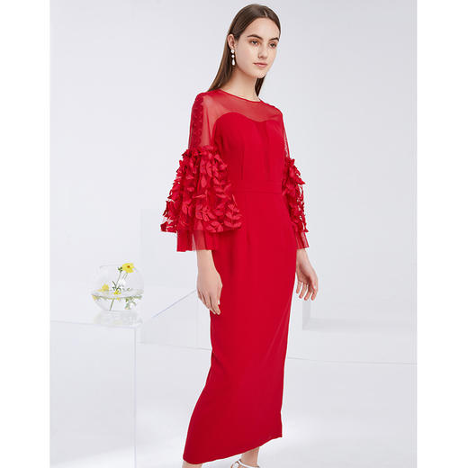 EITIE爱特爱秋季新款网纱镂空气质包臀喇叭袖长款礼服连衣裙 商品图7