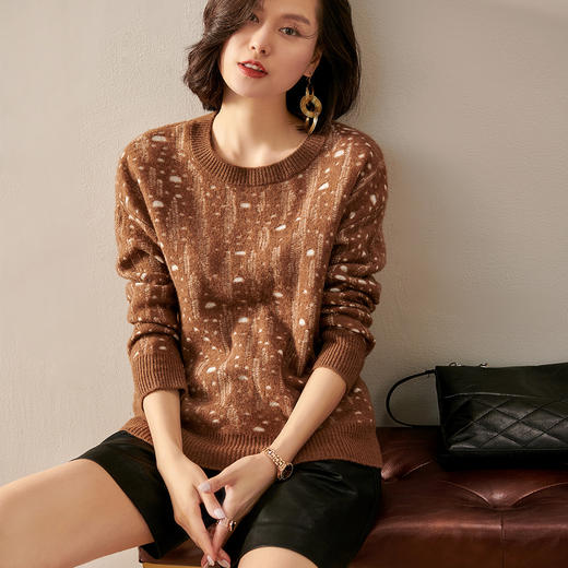 剩2XL 芳外冬季软糯羊毛衫通勤百搭显瘦慵懒毛衣女宽松长袖套头针织衫 商品图2