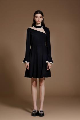 进口三醋酸黑色珍珠领口镂空修身连衣裙