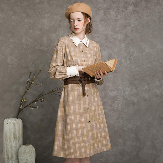 Famecoco范可儿秋装女长袖格纹连衣裙F216FA018 商品图2