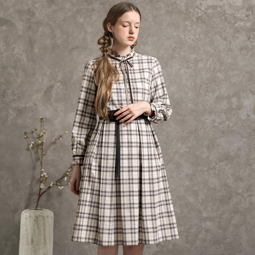 Famecoco范可儿秋长袖格子中长款收腰显瘦连衣裙女F216FA002 商品图0