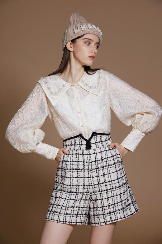 进口泡泡纱定位手工珍珠花宽领衬衣 商品图0