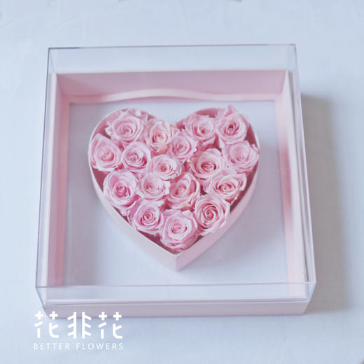 《一见倾心》  永生花盒 商品图1
