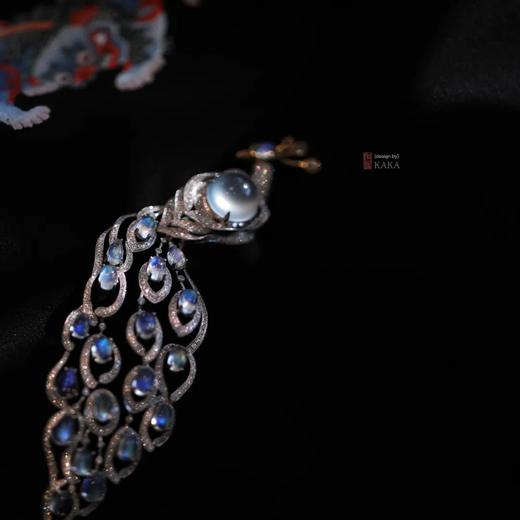 行云流水之白孔雀 商品图2