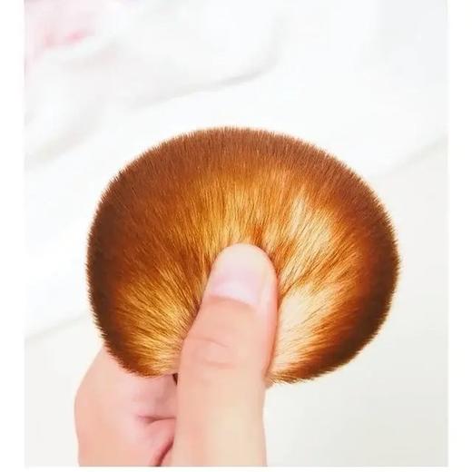 价值690 La*er/海蓝之谜鎏光焕变无刷痕粉底刷散粉刷蜜粉刷 又厚又软 比手拍自然均匀 还省粉 上妆很神奇 自然服帖 新手老手都能用！清洁卫生 好保养 预售 商品图4