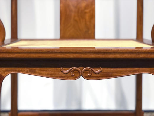 红桥红  家具严选  缅甸花梨（大果紫檀）【藤面 上博四出头官帽椅 】 商品图2