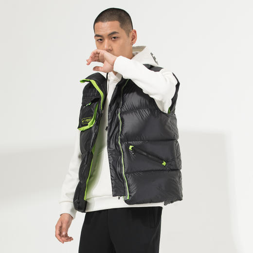 【简单大方 时尚亮色 立体贴袋】线下同款赛琪薄百搭男士棉马甲261501 商品图6