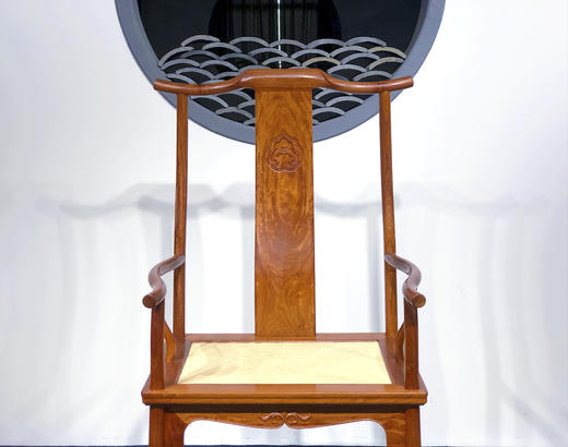 红桥红  家具严选  缅甸花梨（大果紫檀）【藤面 上博四出头官帽椅 】 商品图1