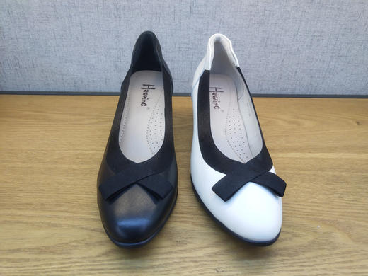 2021春新款豪行真皮休闲女鞋21164820中跟青年浅口通勤工装鞋正品 商品图2