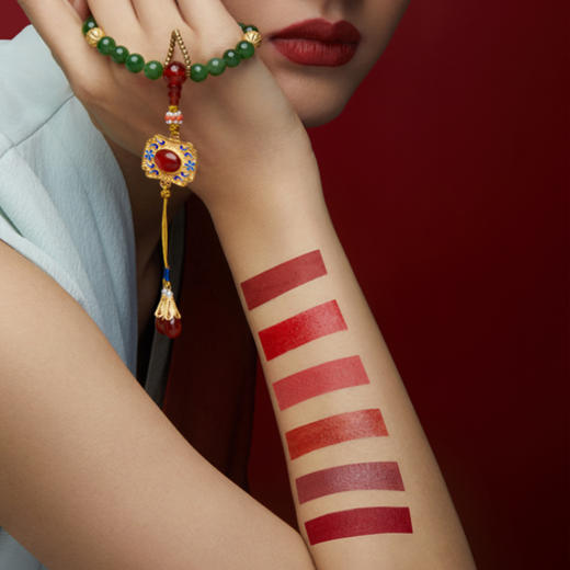 故宫博物院鹤禧觉色荷包系列口红单/支188元 商品图3