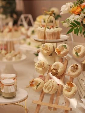 森系主题订婚蛋糕