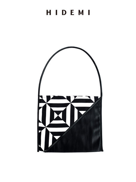HIDEMI几何设计感黑白印花背包 商品图13