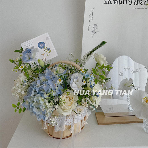 花艺 白蓝色系 清凉夏日 · 花篮 商品图0