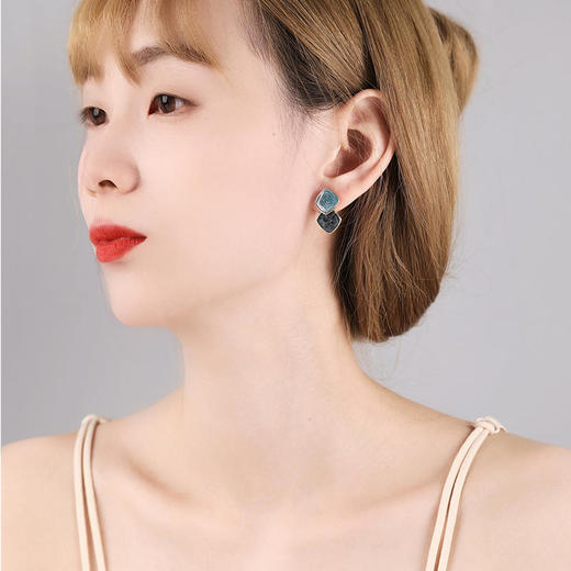 【时尚百搭】湫泊一周耳钉礼盒轻松搭配一周不重样精美礼盒包装提升气质 商品图4