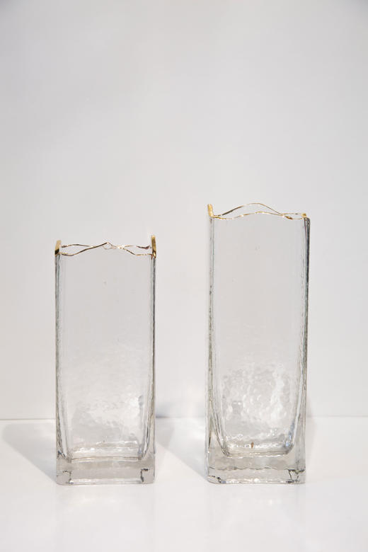 金边锯齿方花瓶 商品图0