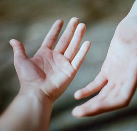 最好的感情，都是“亲密有间”