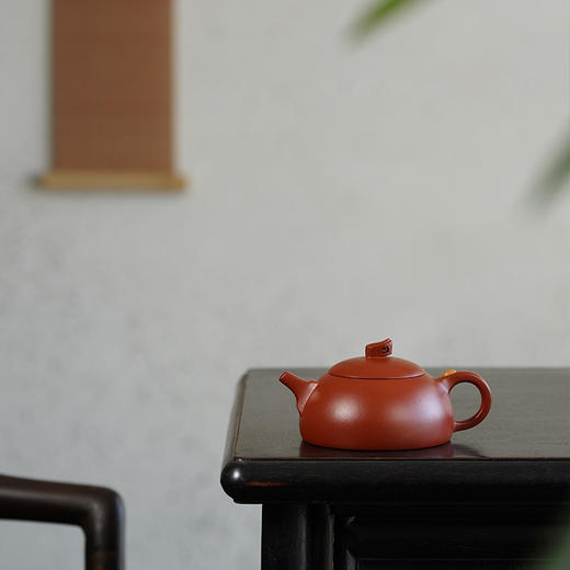 宜兴龙德堂陶艺 汤宣武《峥嵘岁月·嵘嵘》原矿大红袍 160 cc 商品图0