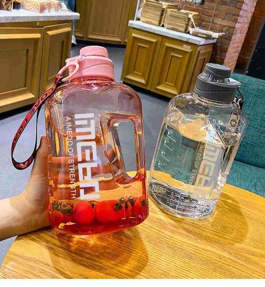 【2200ml】明星水壶同款大容量耐高温水杯特大号桶便携式健身水杯 商品图3