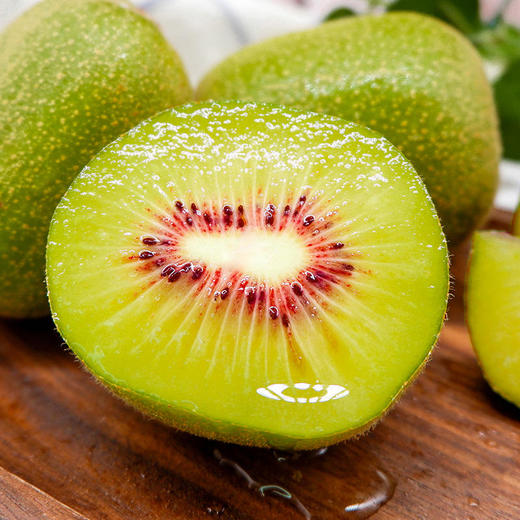 【顺丰发货】四川红心猕猴桃当季现摘现发清甜多汁果肉细嫩满满维C 商品图3