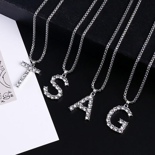 【72小时发货-9.9包邮】字母项链 26个kc英文项链 DIY吊坠镶钻锁骨链 商品图2